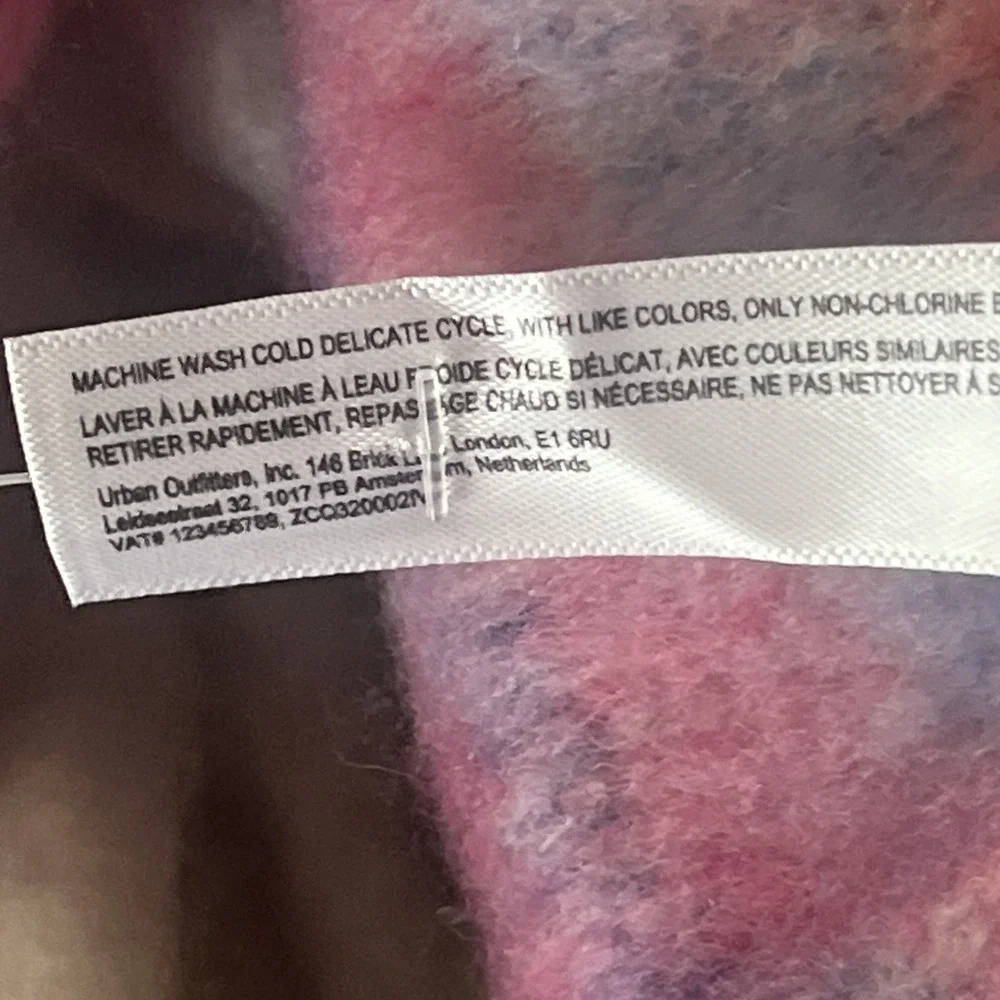 FREE PEOPLE Fringe Throw Cozy Blanket Rainbow Cream Ombre Native Stripe 52